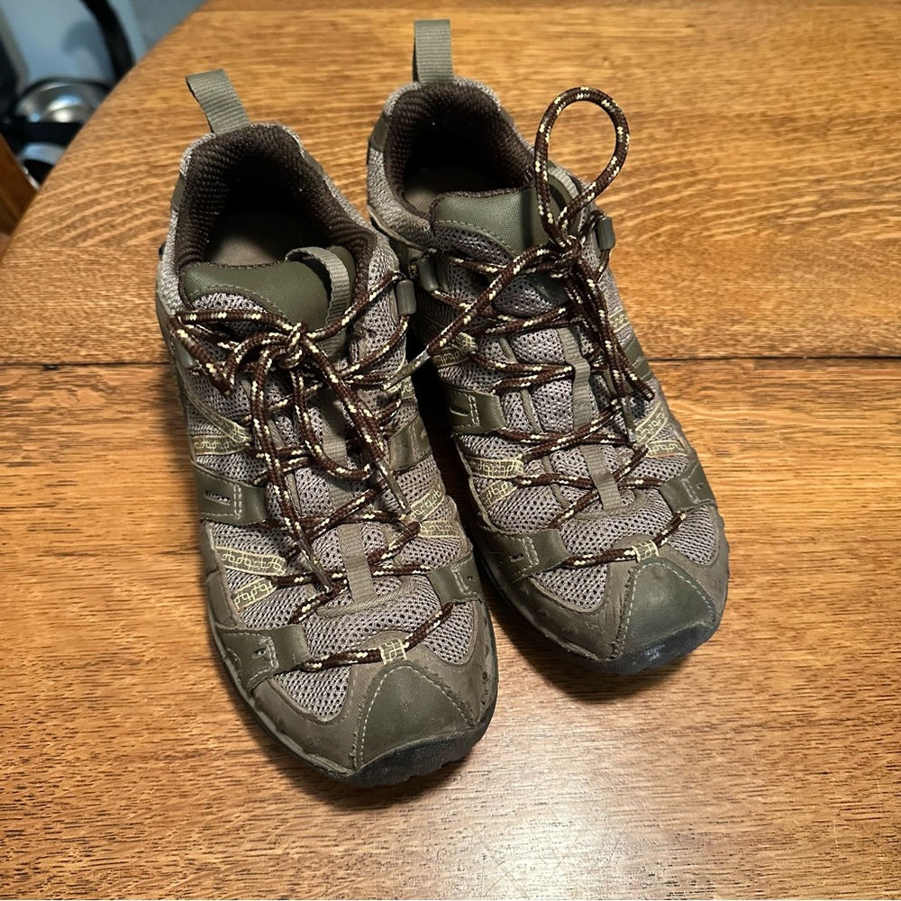 Merrell Women’s Brindle hiking shoes